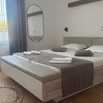 Mia 酒店