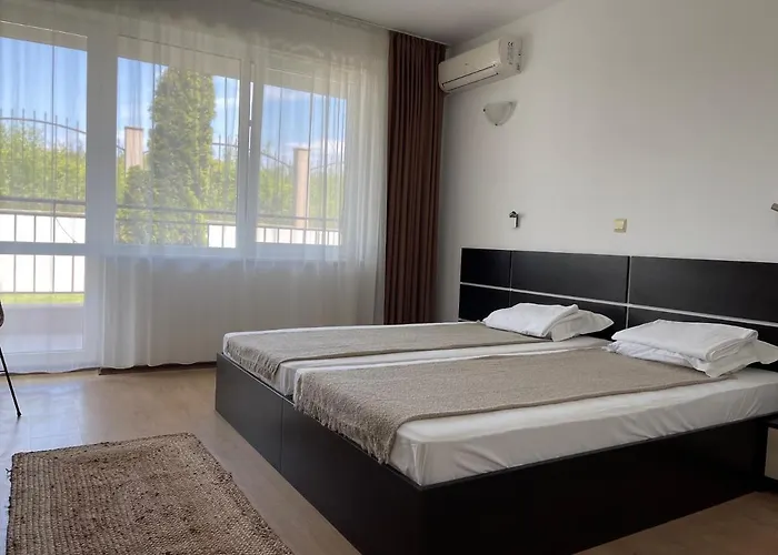 Mia * Созопол